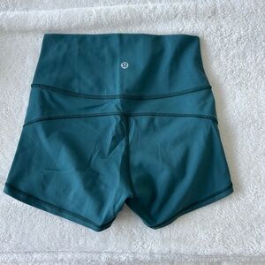 Lululemon Short Spandex